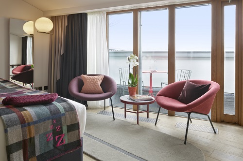 Rooftop Superior - Darren Chung