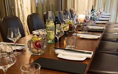 privated dining and meeting space