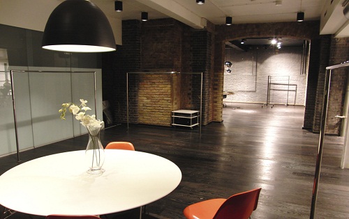 Oui 2 Rooms venue image