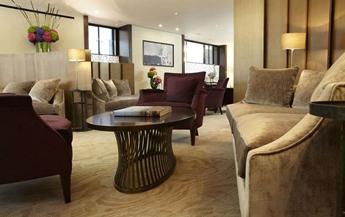 Hotel study & meeting room